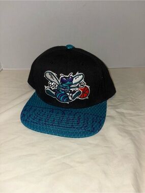 Charlotte Hornets Mitchell & Ness NBA HWC Black Teal Snapback Cap Hat
